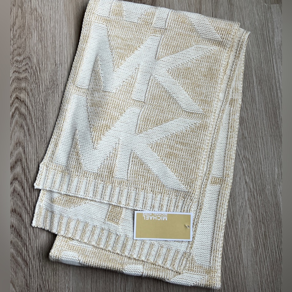 Michael Kors | Gold Knit Scarf